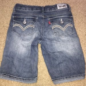 Girls Levi’s Bermuda shorts